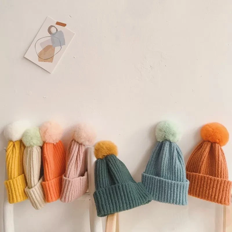 Winter Women Kids Unisez Knitted Warm Custom Logo OEM&ODM Plain Dyed Beanie Hat with POM POM